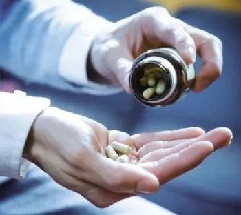 前列腺炎是男人的通病吗,为啥要远离前列腺炎的男生