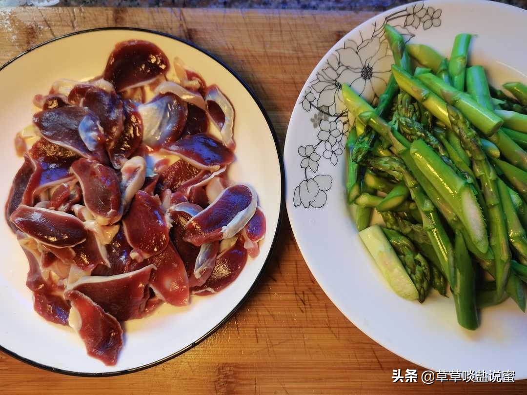 清炒白灼芦笋的做法,芦笋炒韭菜的做法大全