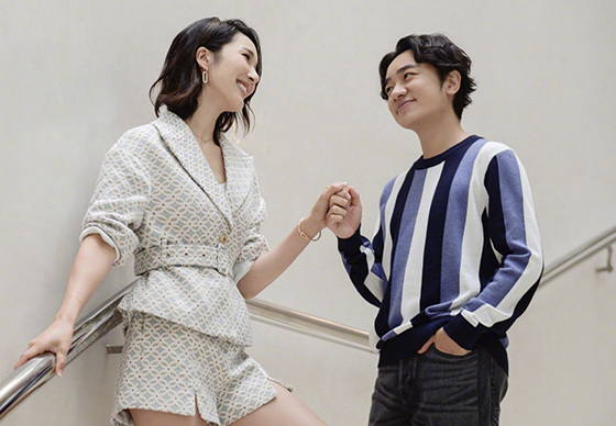 前有朱广权佳琦帮湖北带货，后有夏丹王祖蓝，陈小春等人纷纷下单