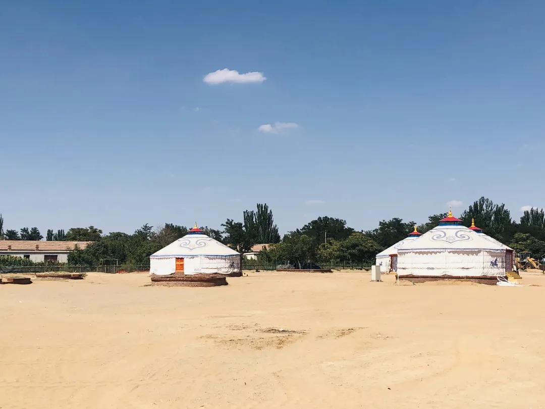乌兰镇游乐园,大漠玩都乌兰淖尔第三届冰雪节
