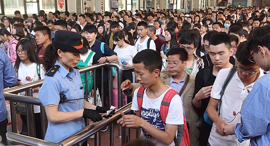 鲁南高铁什么时候可以网上购票,兖州人民坐鲁南高铁从哪里买票