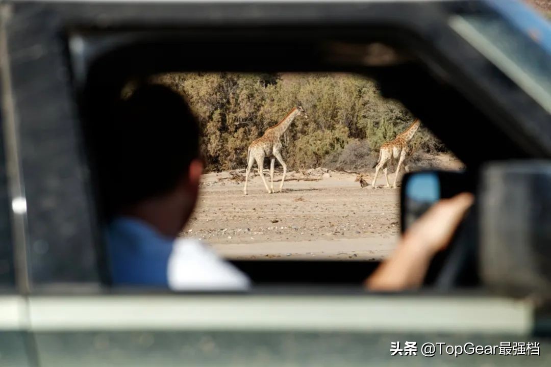 新款路虎卫士游西藏,大g可以带你去任何地方