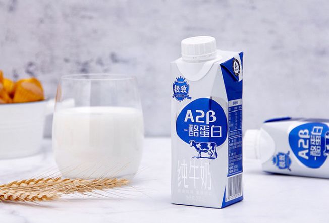 乳企打响A*奶2**粉争夺战给奶牛场什么启示？