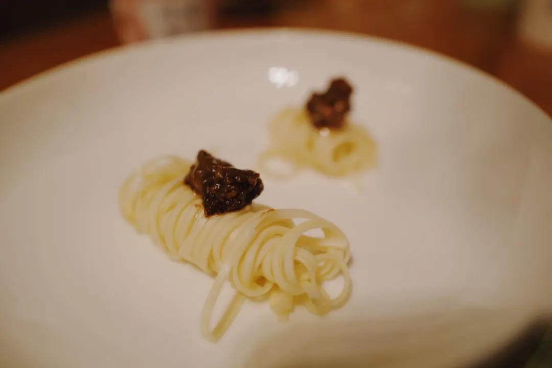 国内唯一米其林黑珍珠餐厅,斥巨资购买了好多零食