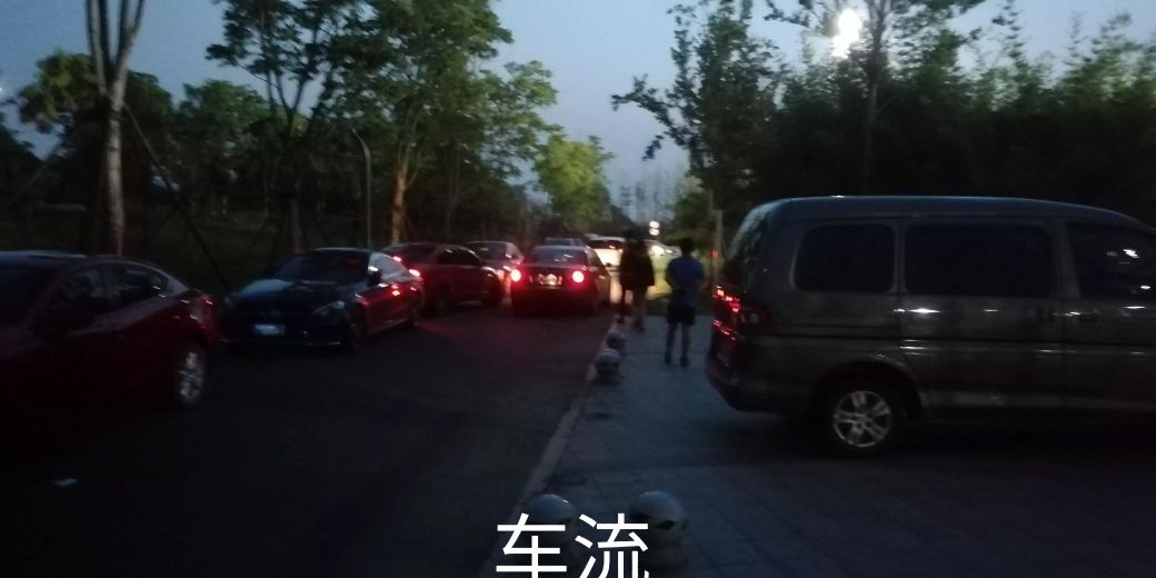 武汉江滩免费足球,武汉青山江滩足球