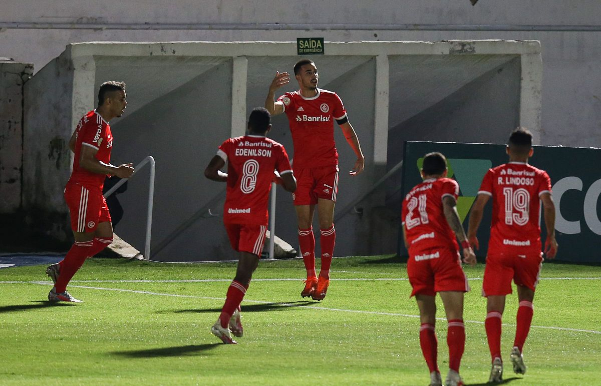 弗拉门戈vs布拉干蒂诺比分推荐,弗拉门戈vs布拉干蒂诺几点开始