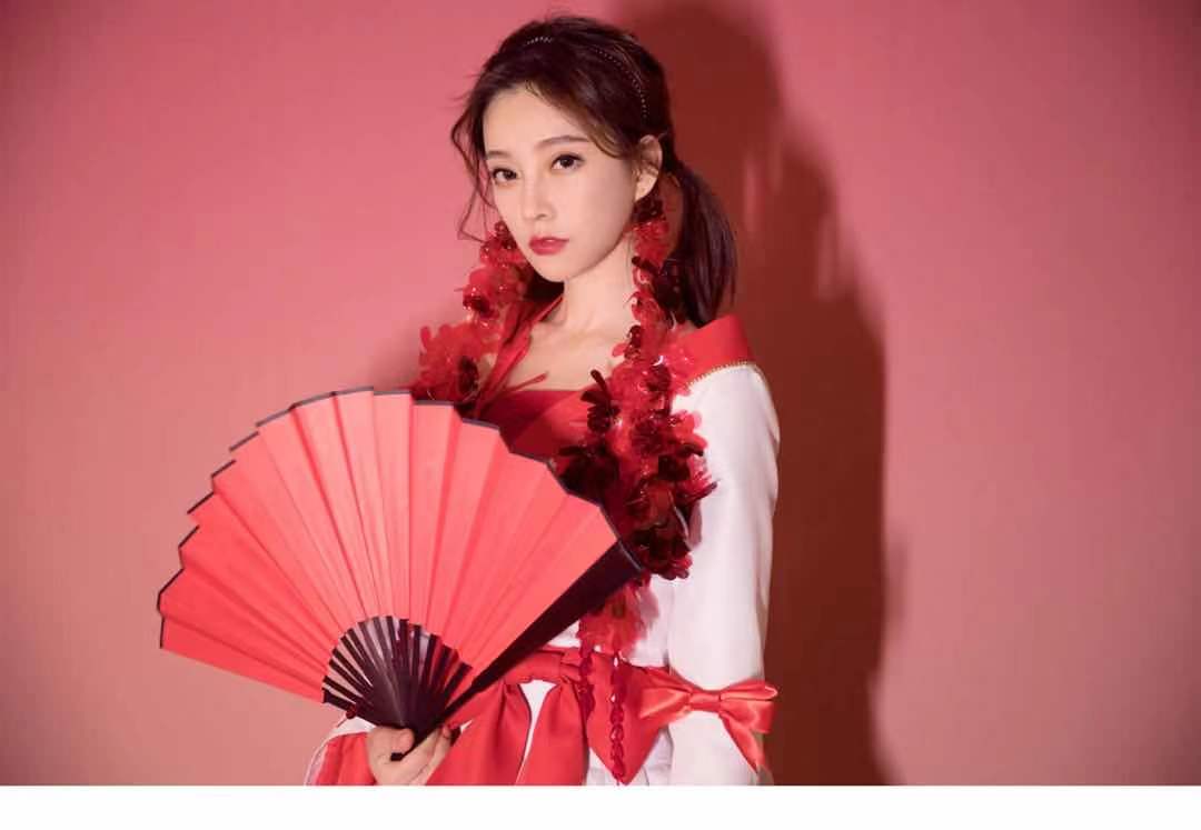 冯提莫挑战电音风格,冯提莫惊艳全场