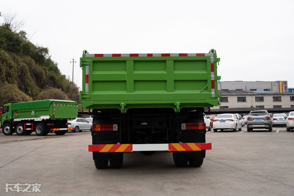 18年解放牌虎vh汽车130马力4米2,解放虎vh180马力4.2米高栏报价