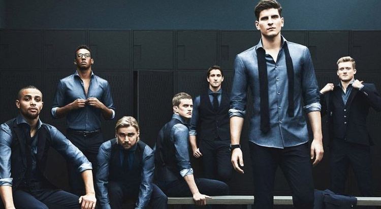 输球不输人！中国国足众员晒出娇妻照，网友：完虐德国男足太太团