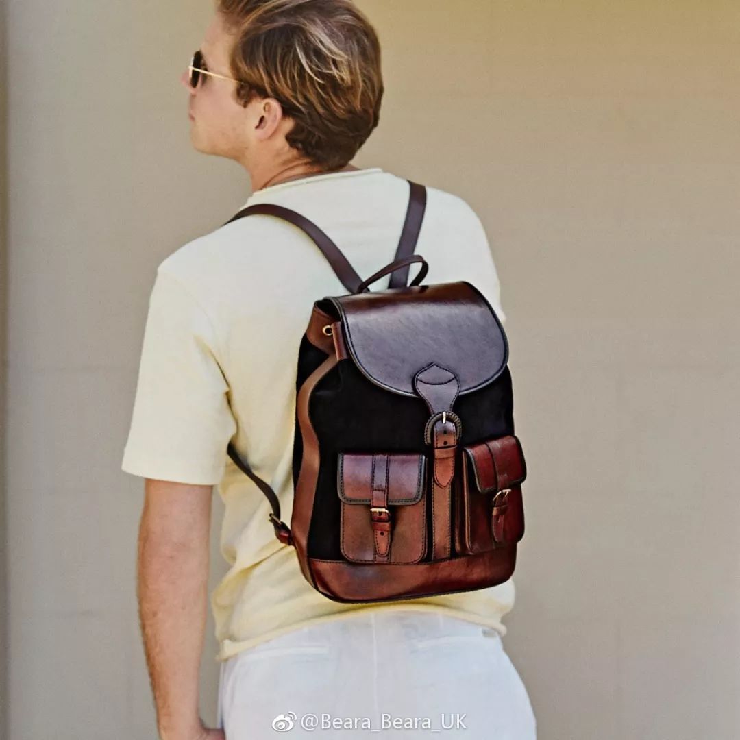 出差见客户双肩包,轻便双肩包出差不压肩膀