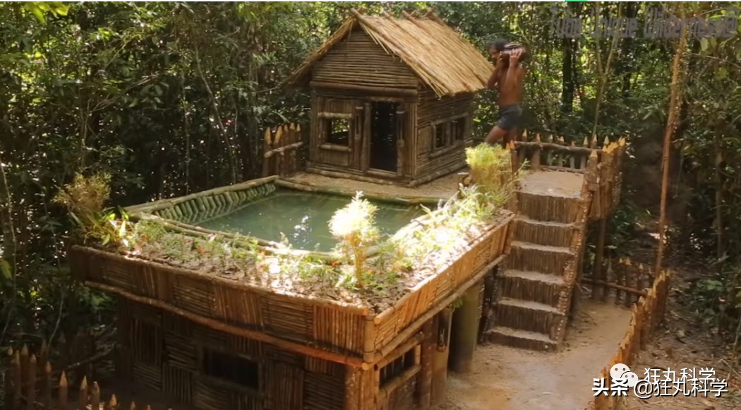 木棍怎么挖出泳池,一根棍子挖出一个游泳池