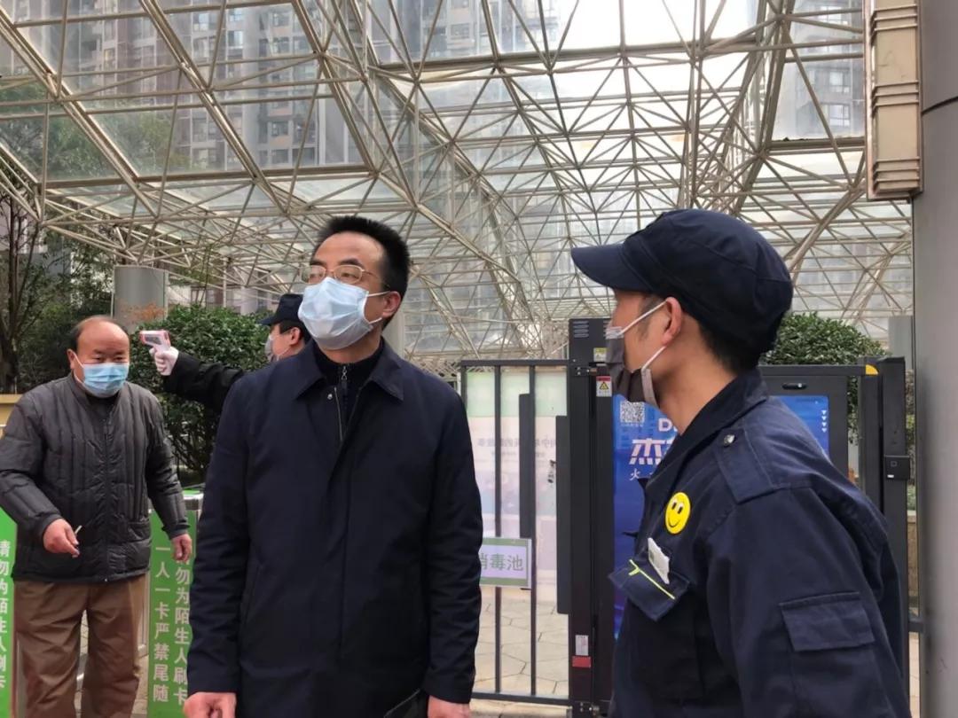 疫情防控吃劲时期,疫情到了吃劲的关键时刻