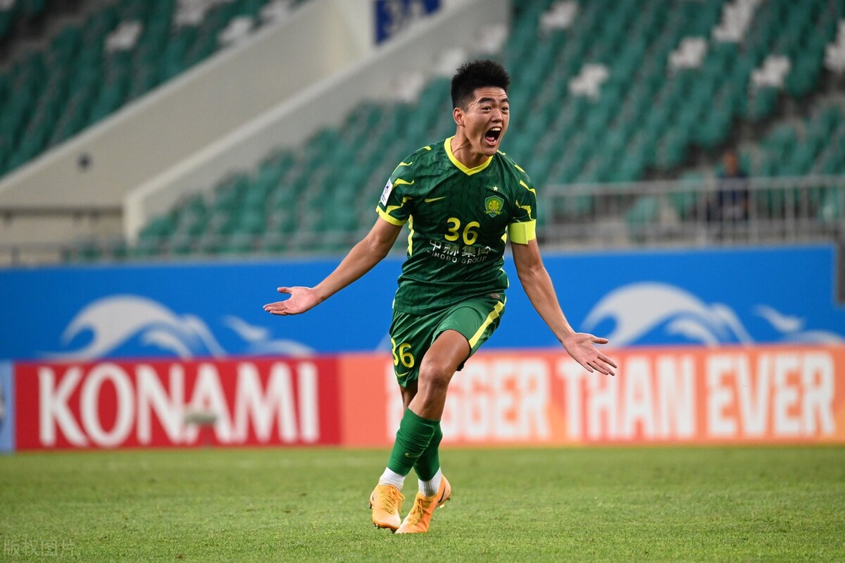 中午12点！韩国足球传来喜讯，中国足球再遭打击，球迷质疑声一片