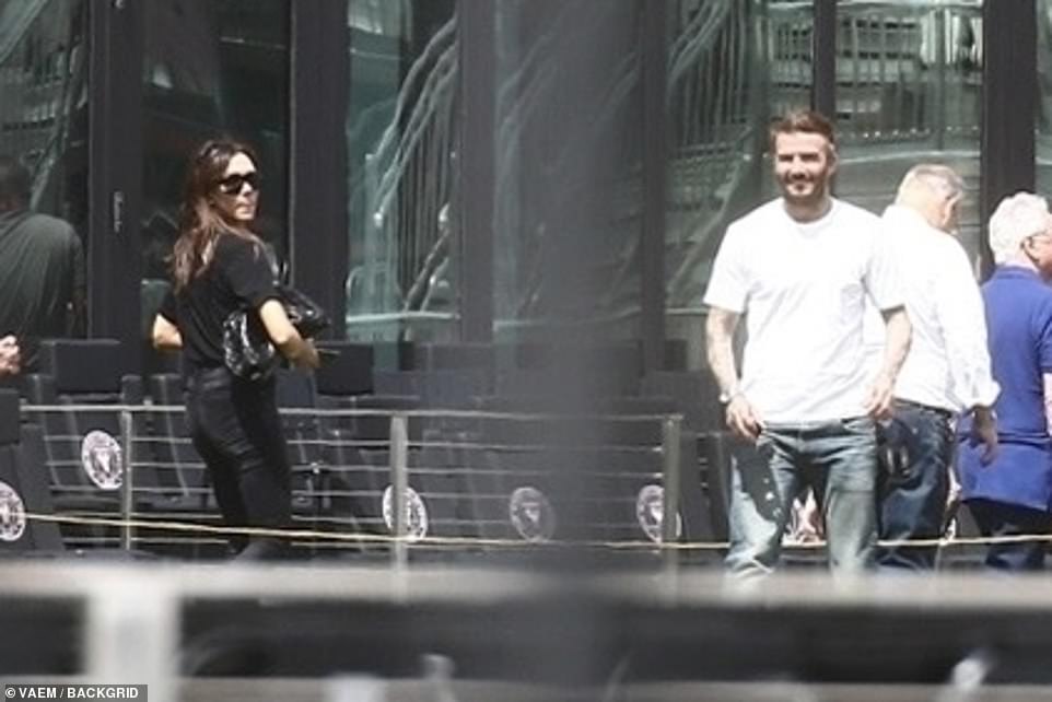 贝克汉姆大秀身材,贝克汉姆抗击疫情视频