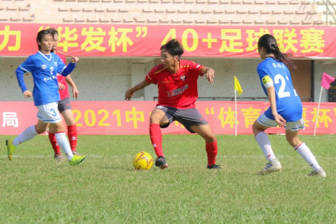 以小打大中国足球,以小打大足球荣获亚军