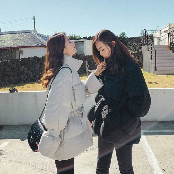 软绵绵的吐司面包,轻暖蓬松面包服