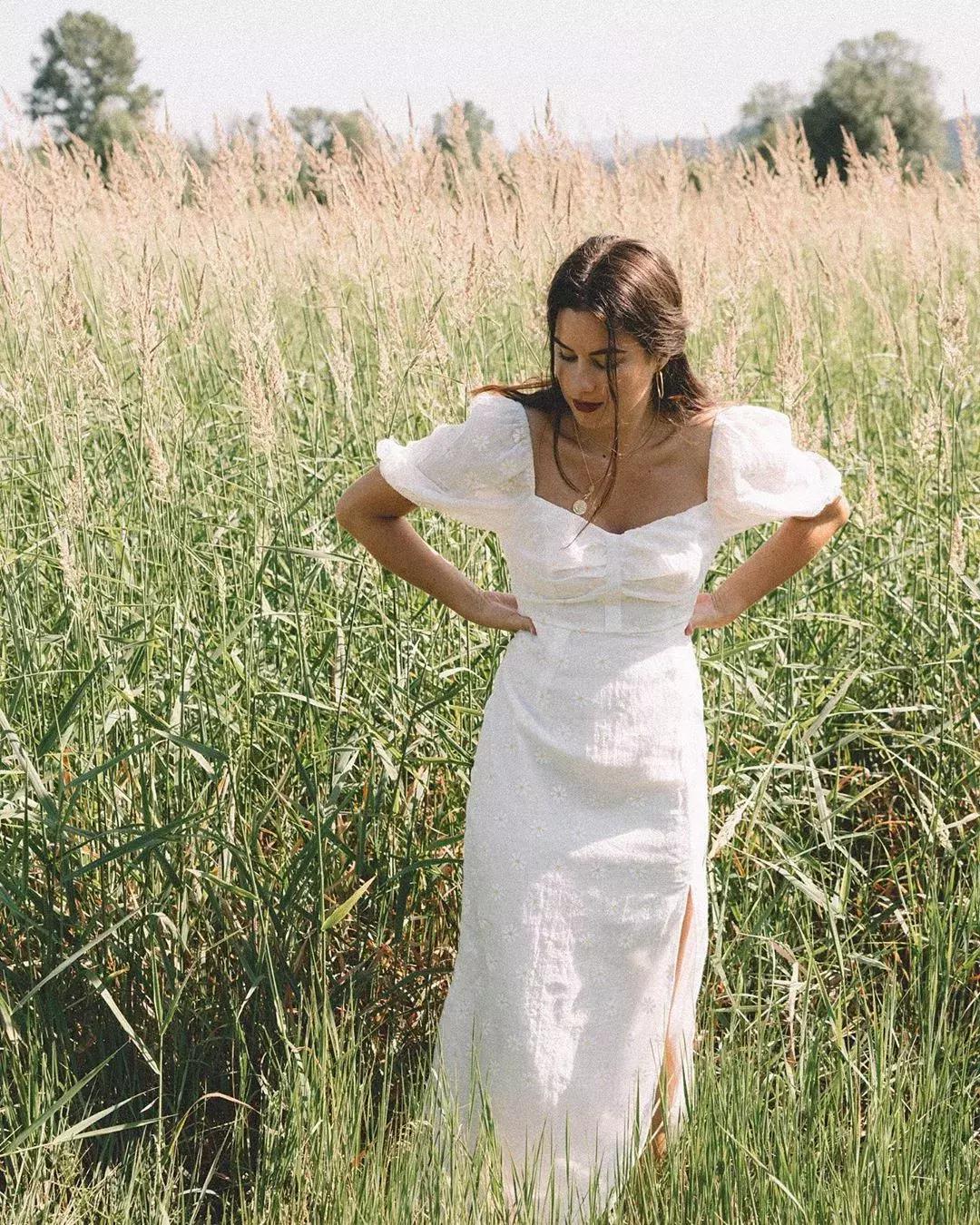 每次穿衣服感觉特别厚重,每次穿衣服的时候都觉得难受