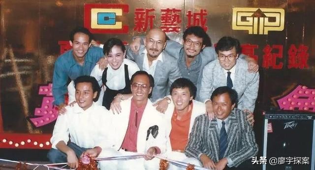 想不到他俩曾是夫妻，一位日籍香港女打星，一位靠演“浩南”翻身