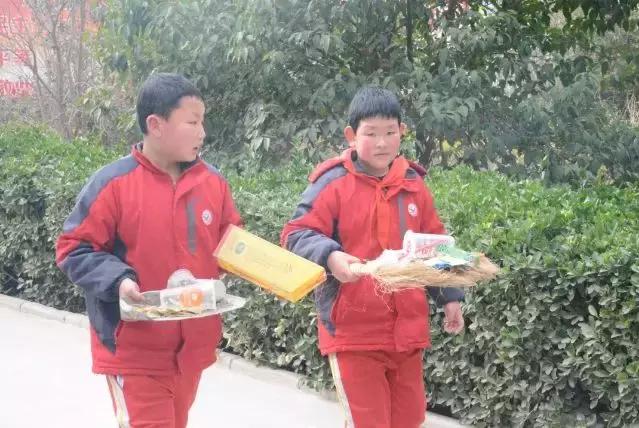 学雷锋的实践行动,学雷锋踏春