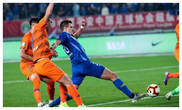 石柯爆泰山引援,石柯被打事件视频后续