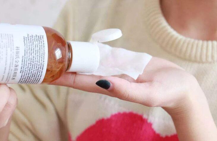 脸出油买哪款爽肤水,夏天用什么牌子的爽肤水好