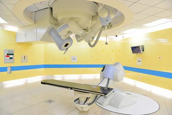 癌症靶向治疗百万一针见效,癌症晚期保守治疗与介入治疗对比