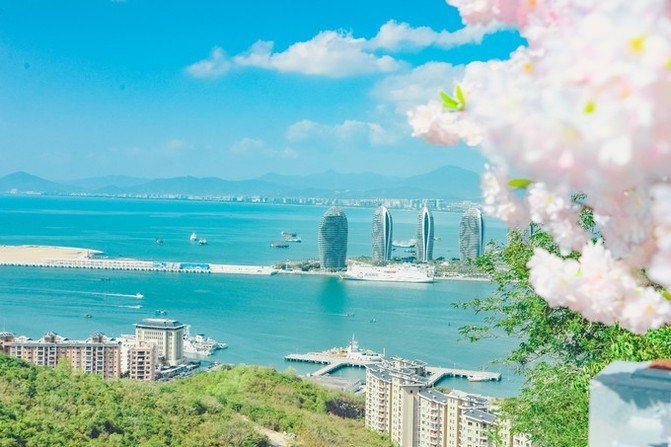 三亚好美丽的地方,三亚的大海真的很心旷神怡