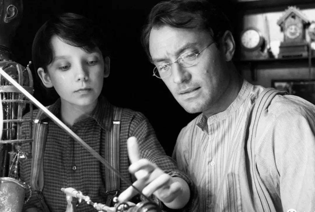 阿沙巴特菲尔德武磊,英国吴磊