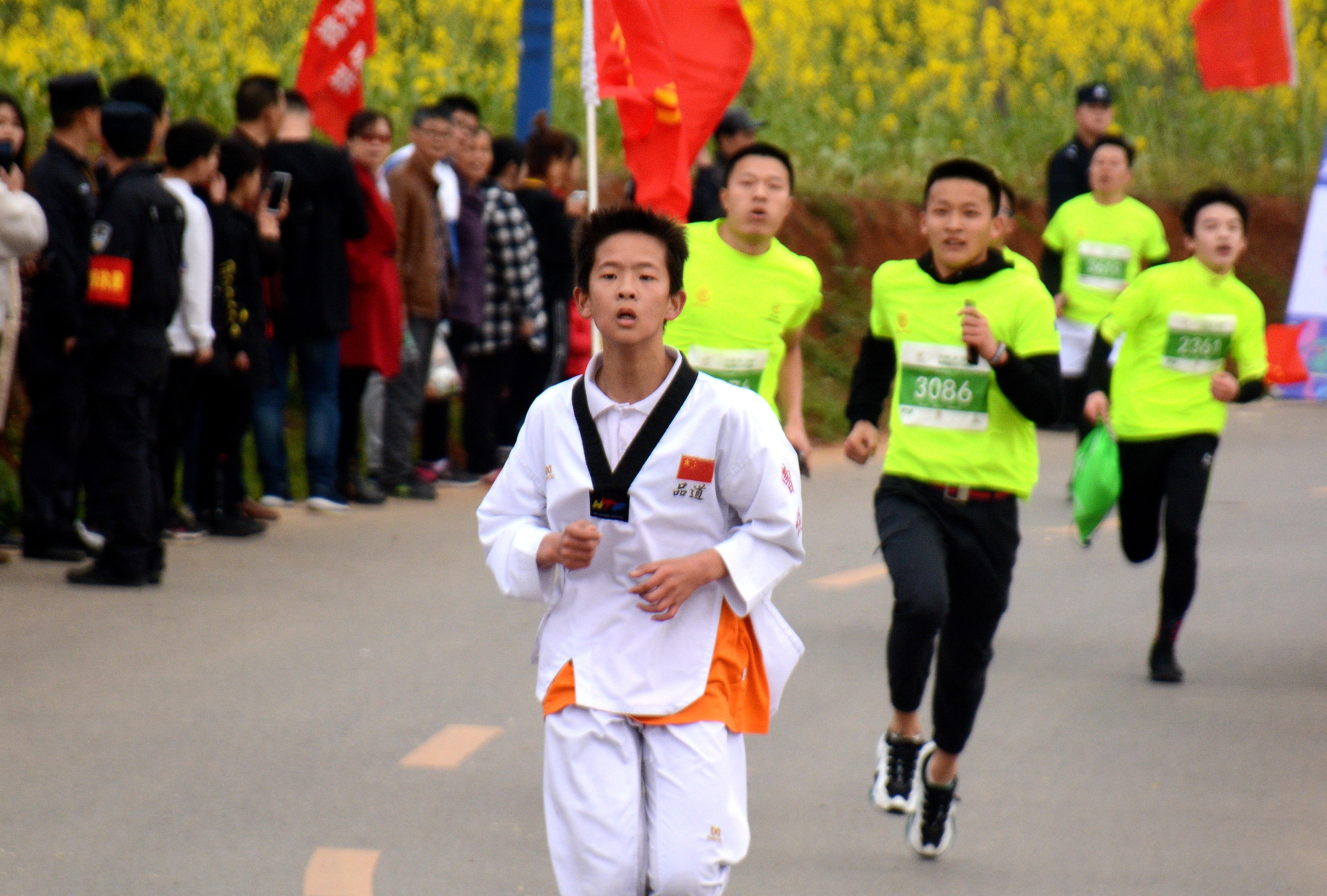 江西九江瑞昌半程马拉松直播,南昌鄱阳湖生态马拉松开跑
