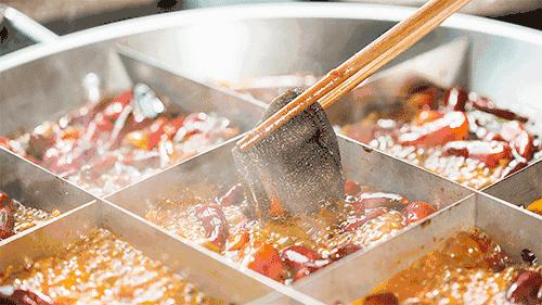 热腾腾麻辣火锅,8d魔幻山城重庆美食街