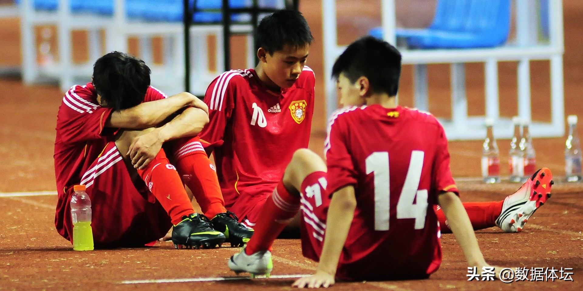 国足战胜越南男足范志毅神预言,u23国足0-2韩国赛后