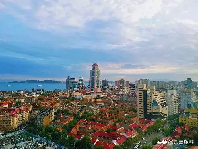 青岛最出名的吃的和玩的地方 (青岛好吃好玩的地方排行榜前十名)