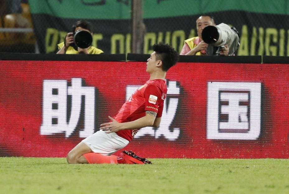 主裁发力力保国安不被打花，*力暴**鸟好球被吹，这是VAR奇耻大辱