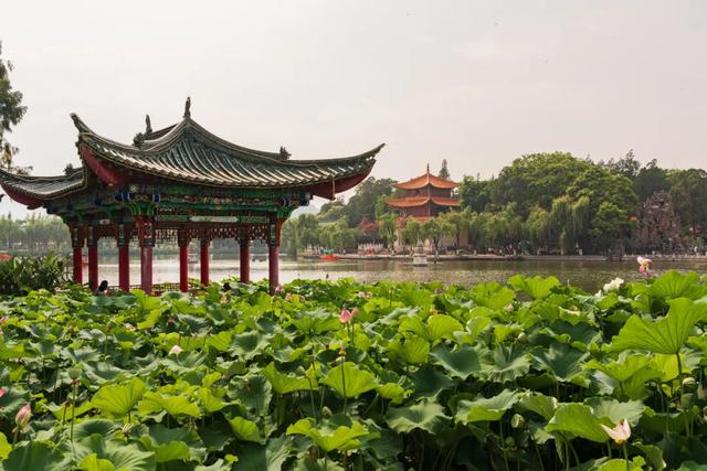 昆明附近一个人玩的地方,昆明周边城市适合一个人去的地方