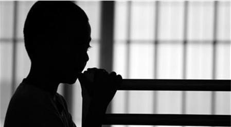 因为白癜风自卑,孩子得了白癜风父母很焦虑