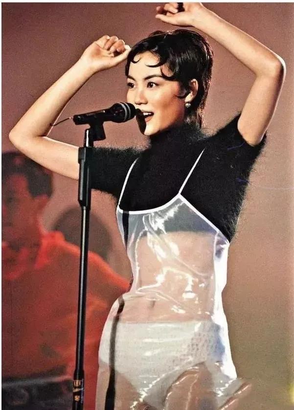 毛线裤要打洞洞,毛线裤内穿