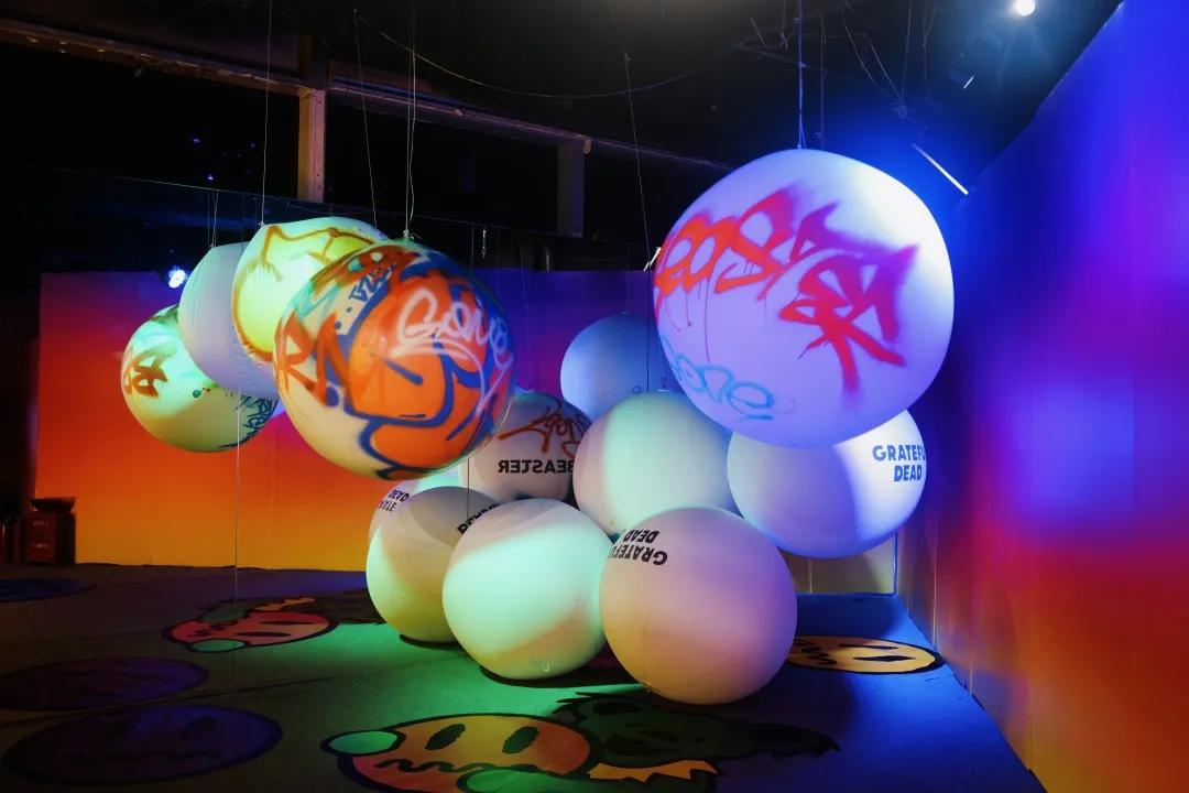 别争了，这条马路才是魔都内卷之王