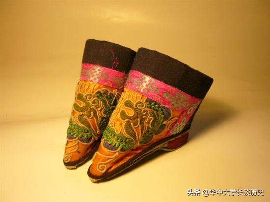 三寸金莲的痛苦你知道吗？堪比酷刑！