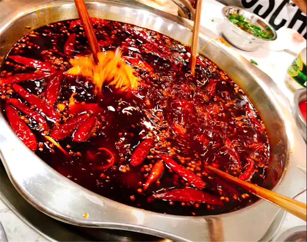 清晨还在营业的火锅,清晨还开门的重庆火锅