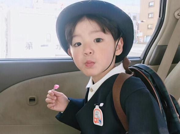 各国校服pk中国校服,台湾校服和泰国校服对比