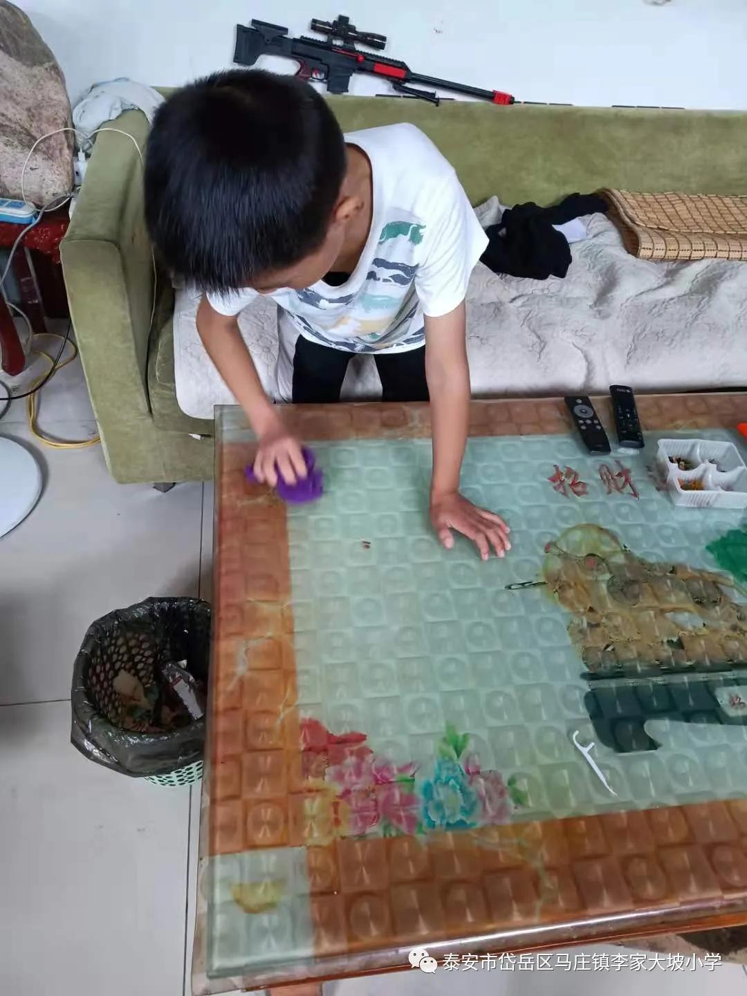 足球跳绳强筋骨--马庄镇李家大坡小学暑假育人活动纪实