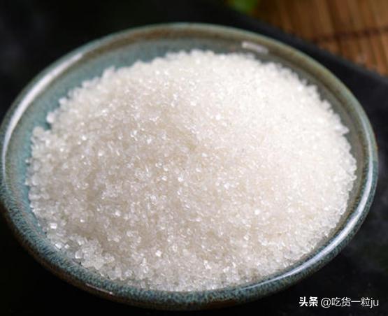 吃了这么多年的红糖,绵白糖和白砂糖的区别在哪里