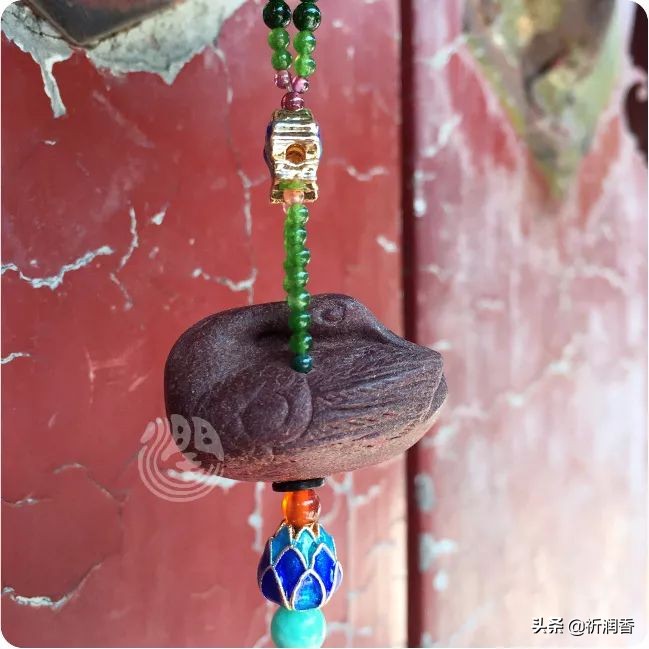 「香」酷夏，试试用龙脑俘获人心
