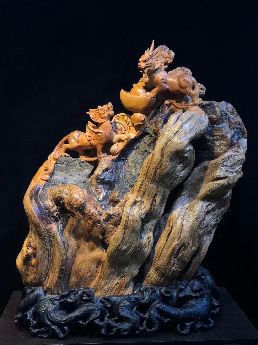 现在木雕值不值得买,买木雕关注啥