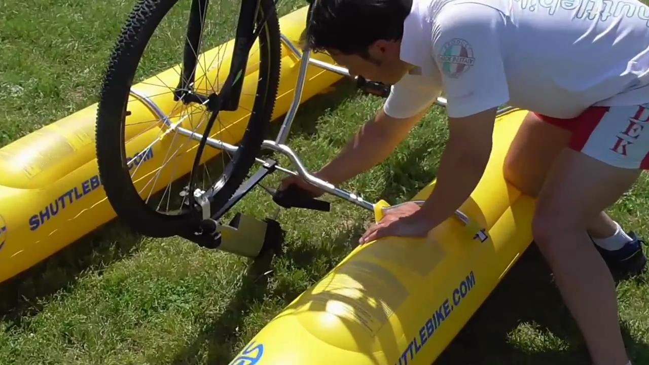 可以轻功水上漂的自行车,让自行车在水上骑行用的东西