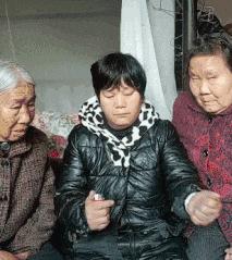 被龙虾夹了一下,手被龙虾的钳子夹了会怎么样