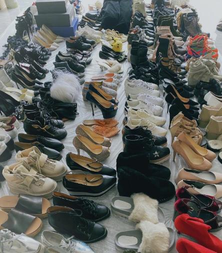 张馨予卖过的鞋,张馨予微信代购被骗后续