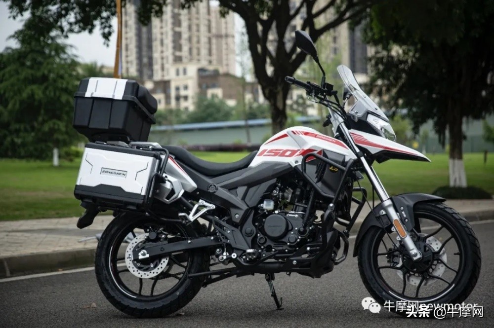 宗申发布旗下8款车型RX6预售价4.88～5.38万，新款RE3加量不加价