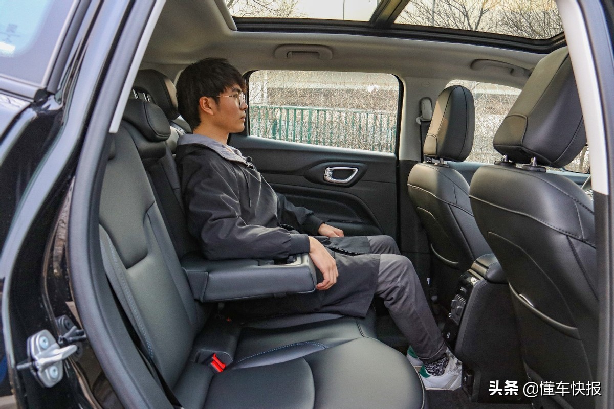 jeep设计风格,抢先试驾全新jeep指南者