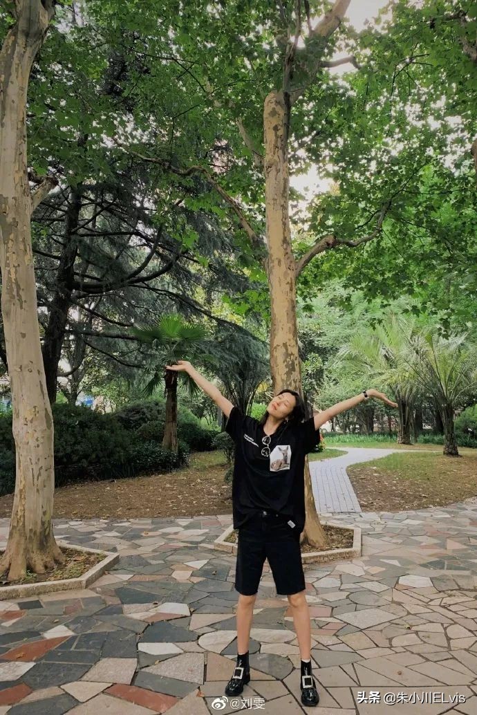 拒绝Coach算什么？看完刘雯的*服私**就知道她有多刚